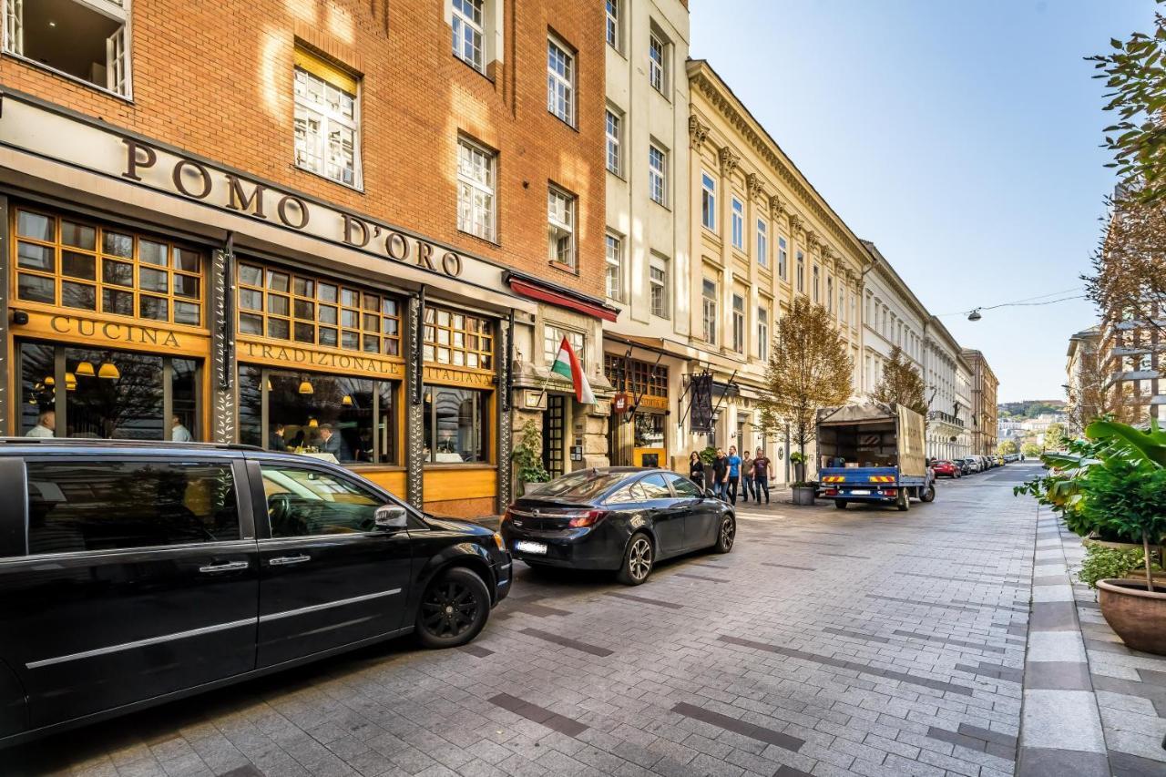 Urban Stable Luxury Apartments 부다페스트 외부 사진