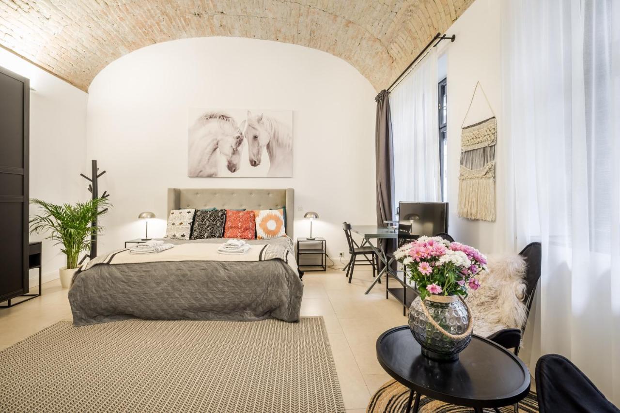 Urban Stable Luxury Apartments 부다페스트 외부 사진