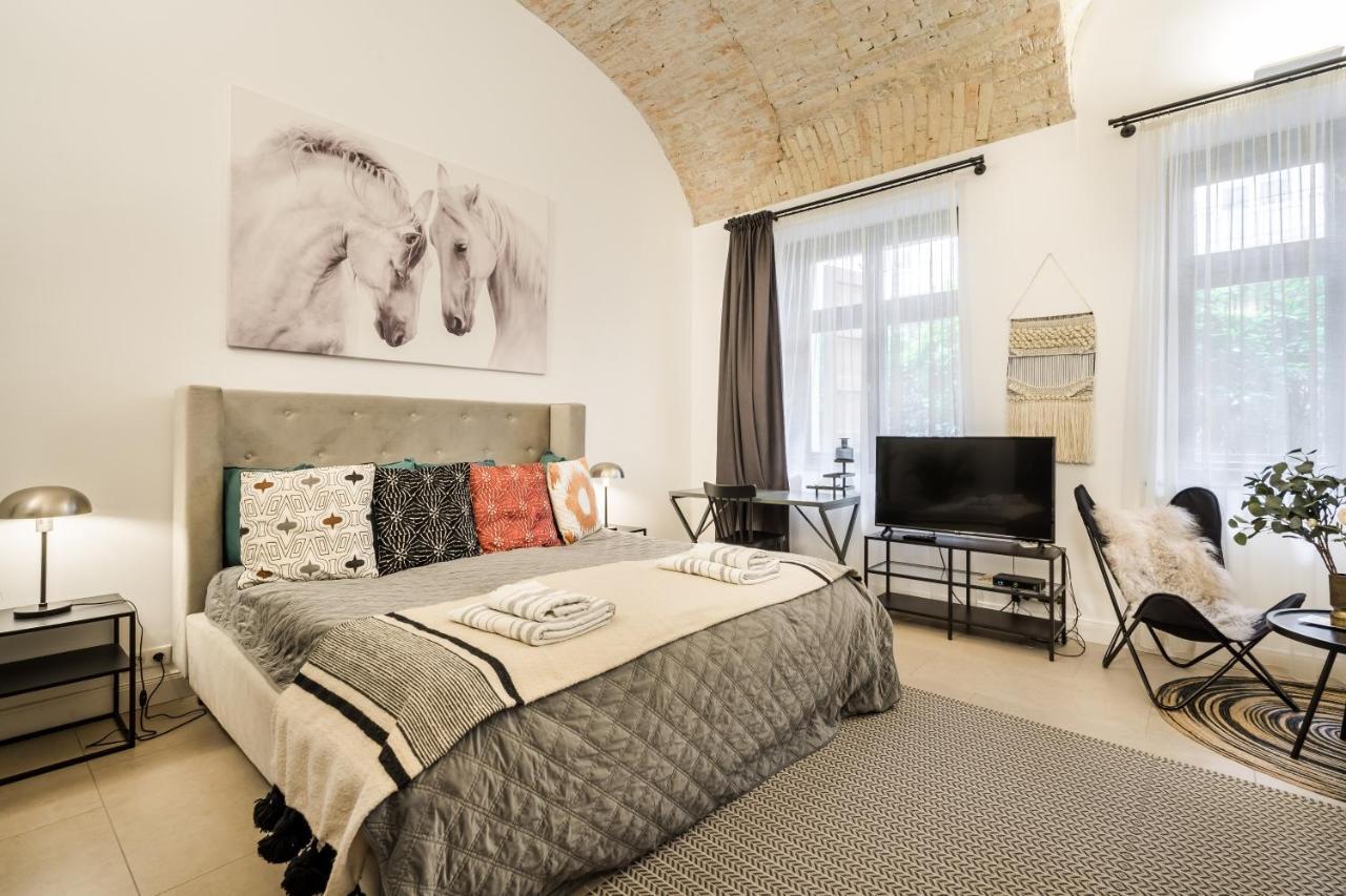 Urban Stable Luxury Apartments 부다페스트 외부 사진