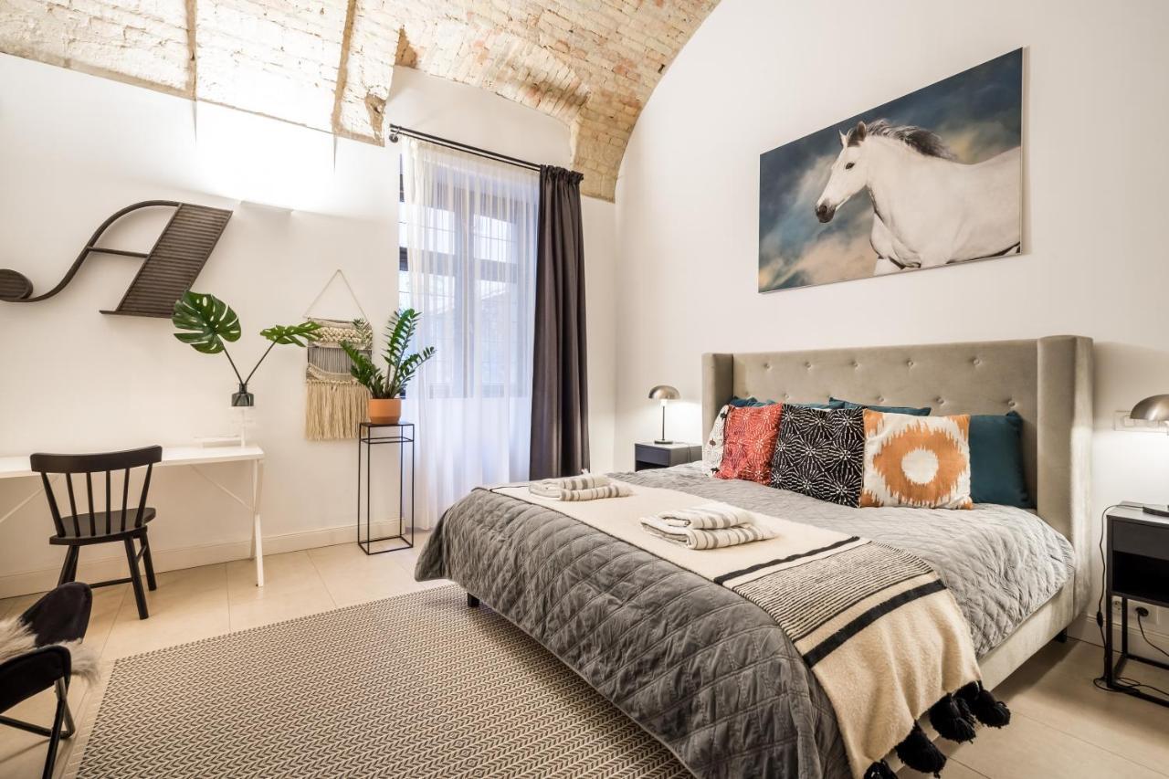 Urban Stable Luxury Apartments 부다페스트 외부 사진