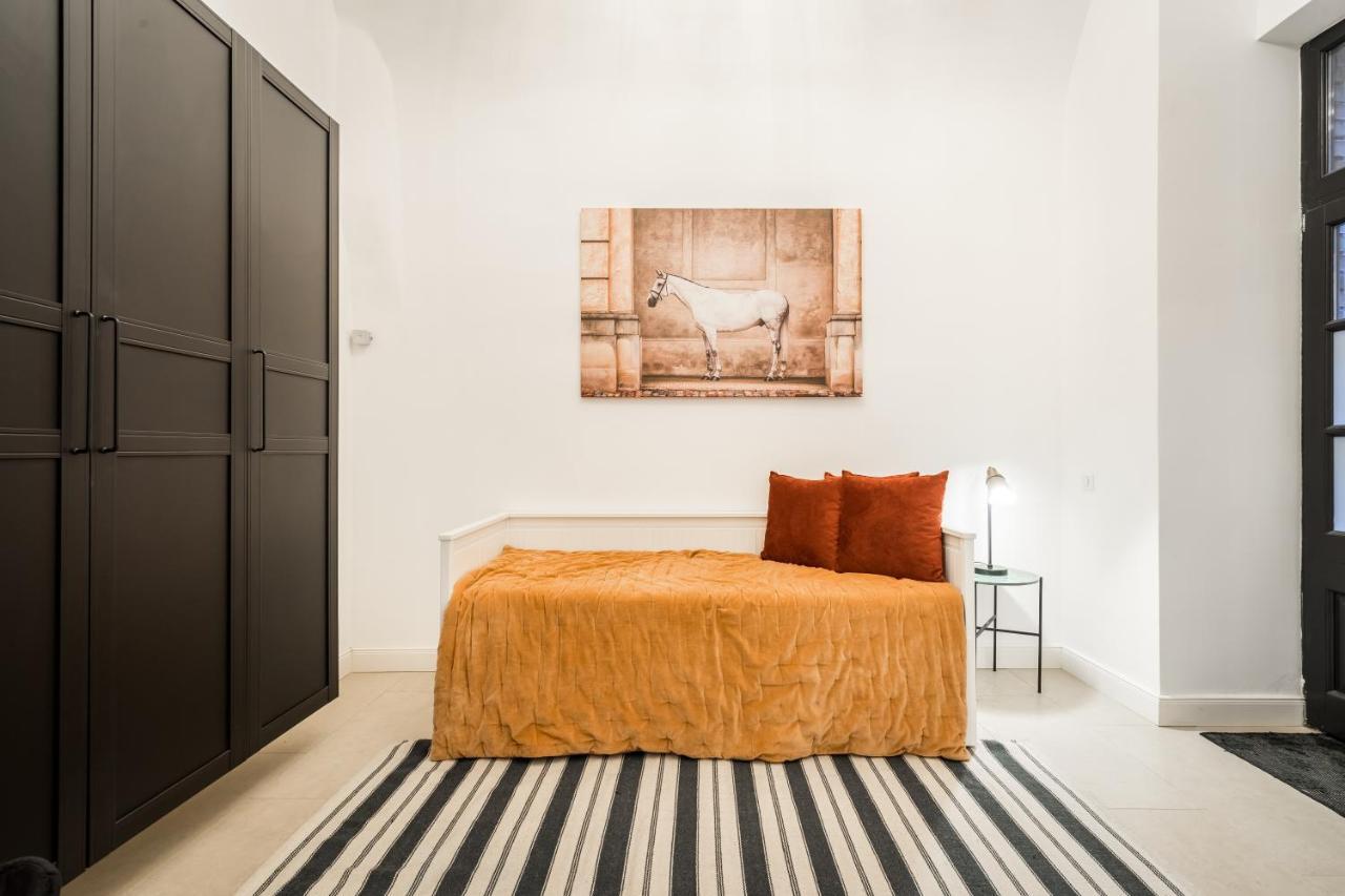 Urban Stable Luxury Apartments 부다페스트 외부 사진